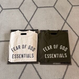 (2) Essentials Fear of God Oversized Logo-Print TShirt, NWT, all small